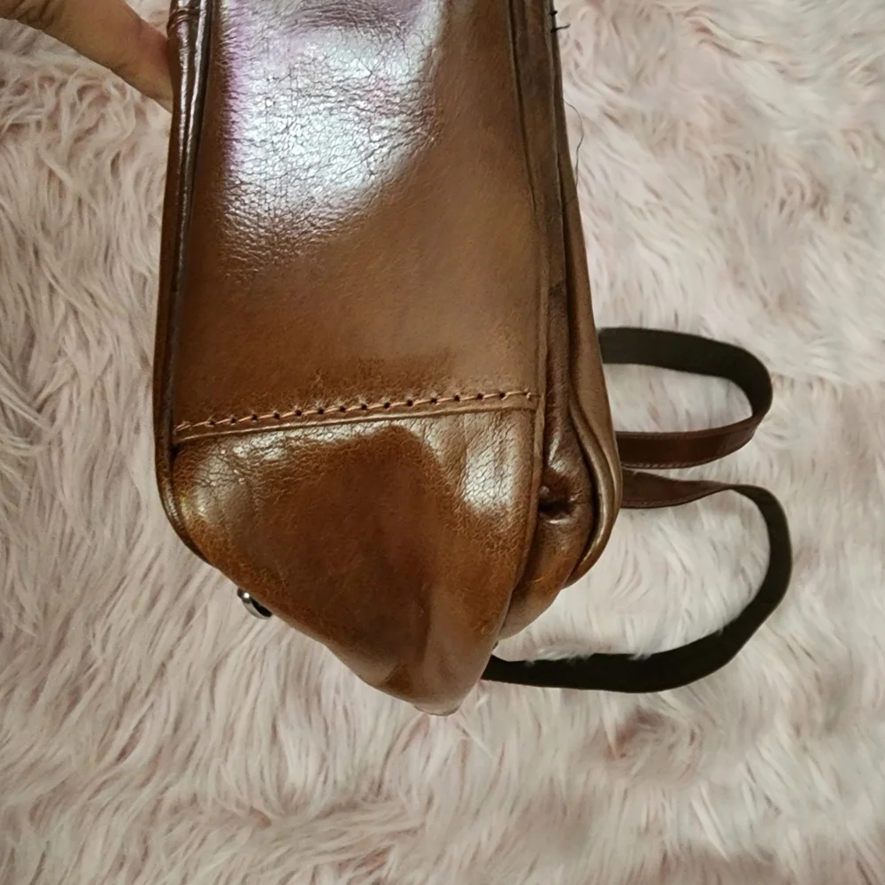 Ashwood Genuine glazed Leather backpack brown tan
